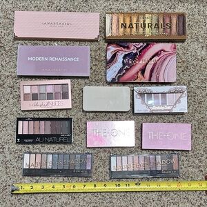 Anastasia Beverly Hills Naturals Eyeshadow Palette
